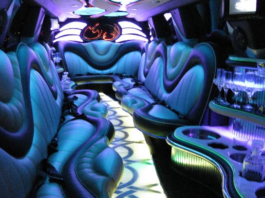 Free Limo at Paw Paw's Bridal